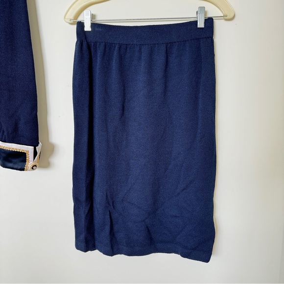 Vintage St. John Wool 2 pc Blazer + Skirt Set - Picture 7 of 12